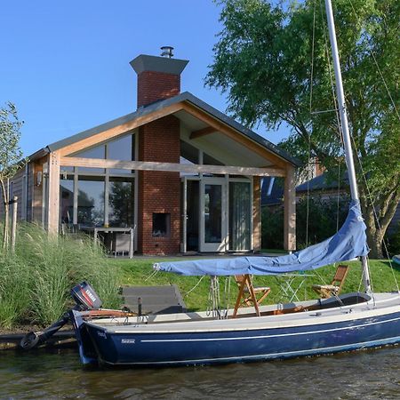 Recreatiepark Tusken De Marren Hotell Akkrum Exteriör bild