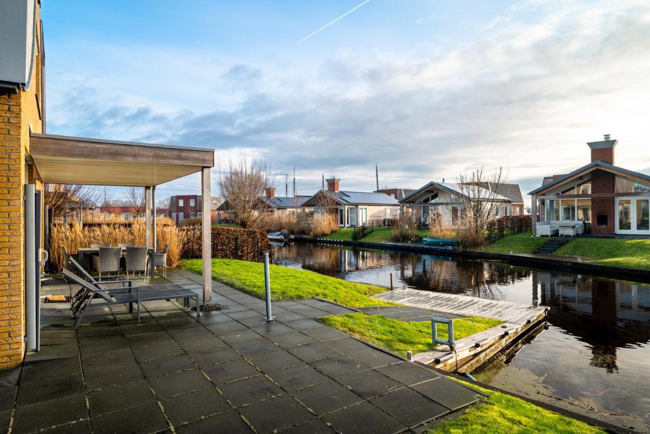 Recreatiepark Tusken De Marren Hotell Akkrum Exteriör bild