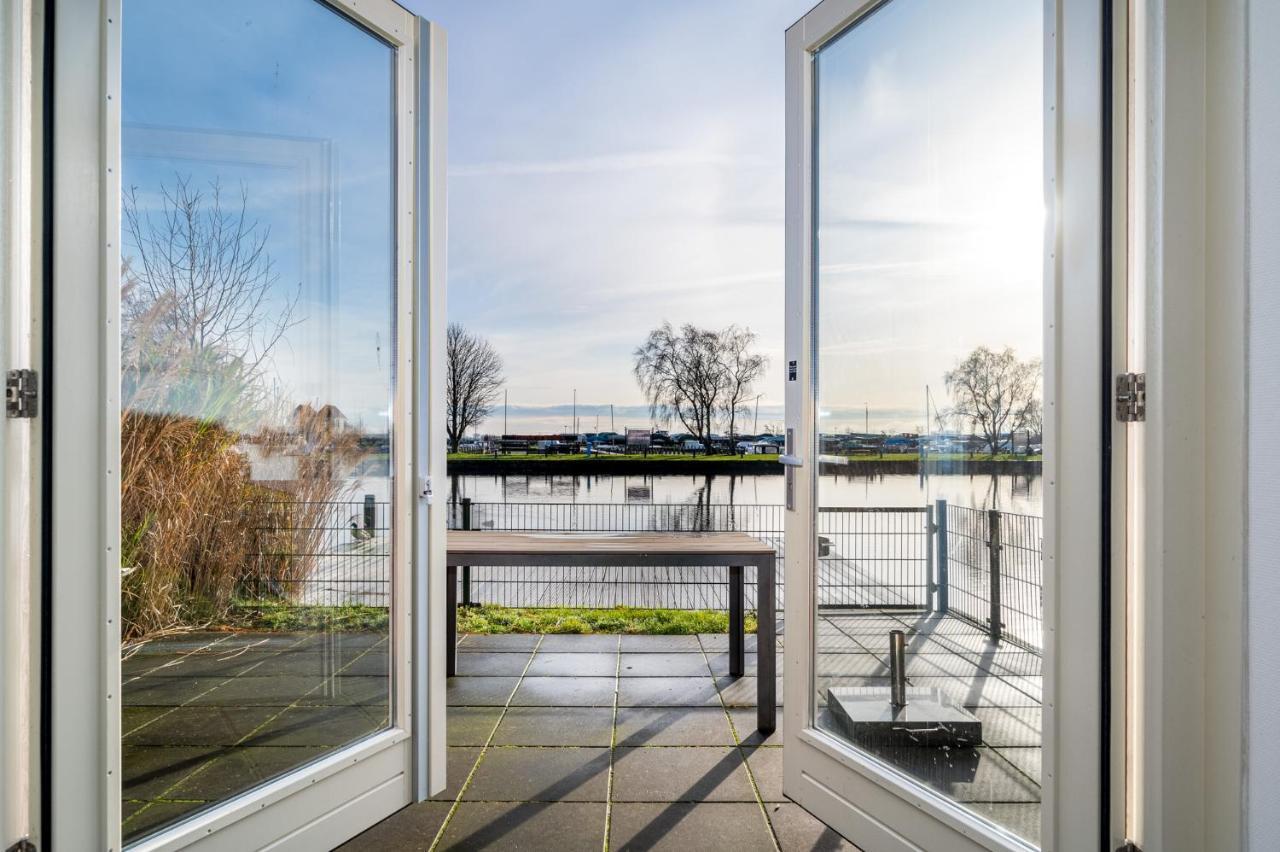 Recreatiepark Tusken De Marren Hotell Akkrum Exteriör bild