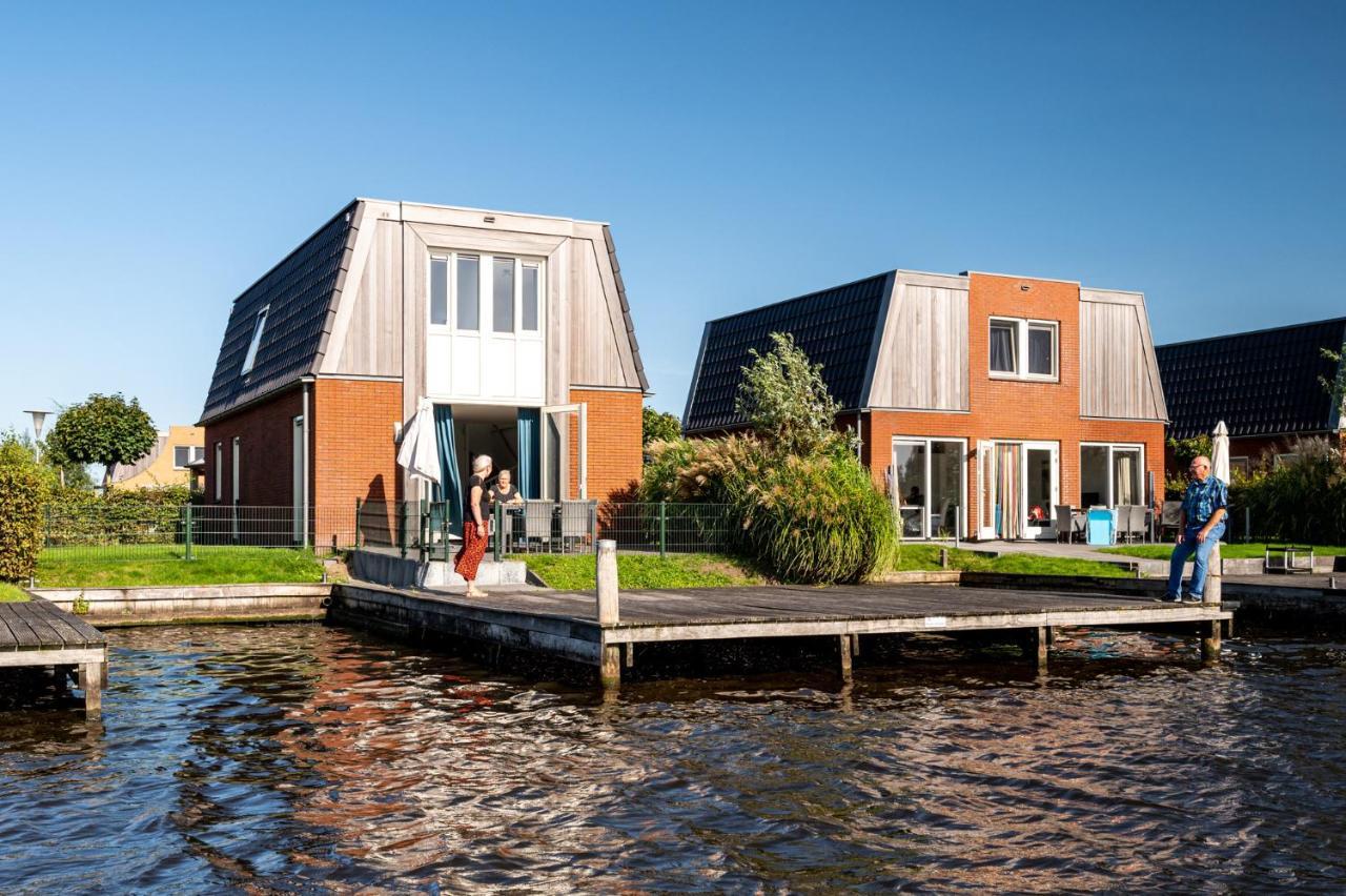 Recreatiepark Tusken De Marren Hotell Akkrum Exteriör bild