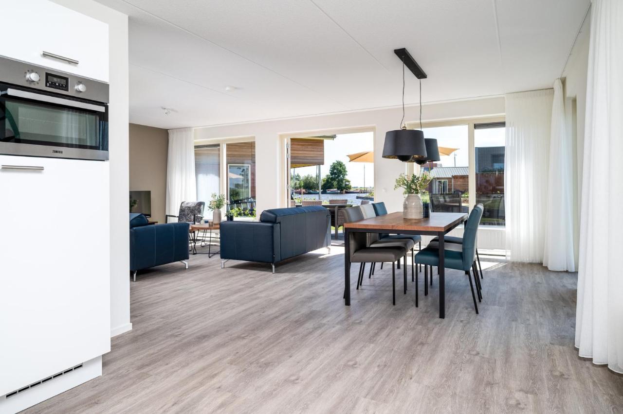 Recreatiepark Tusken De Marren Hotell Akkrum Exteriör bild