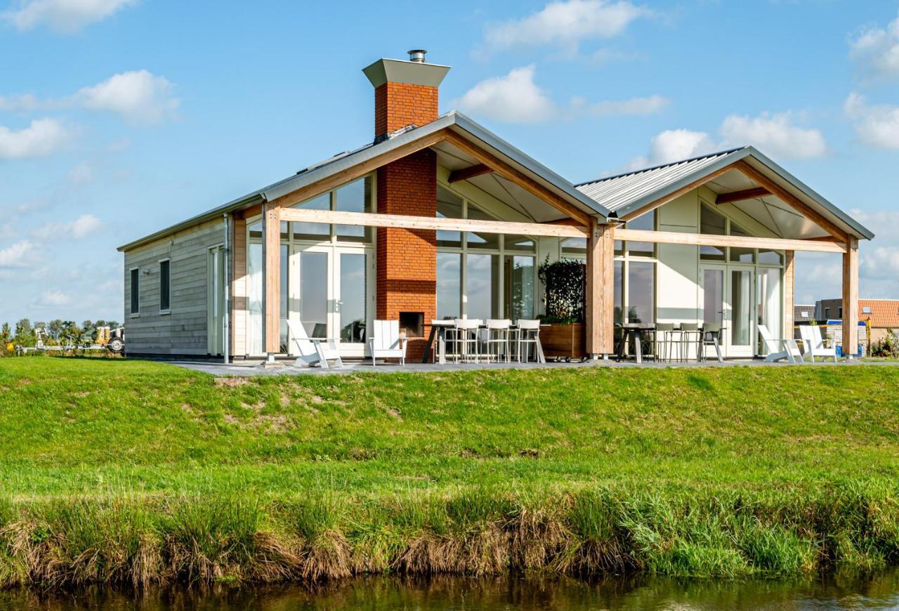 Recreatiepark Tusken De Marren Hotell Akkrum Exteriör bild